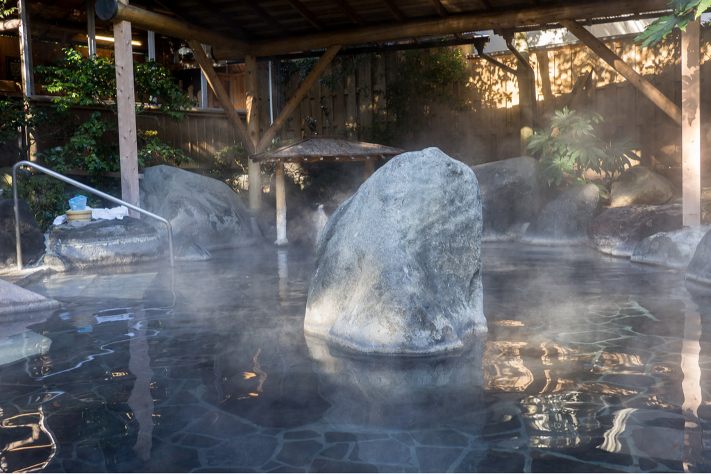 An onsen in Hakone, one of the common places to visit Kanagawa in winter.