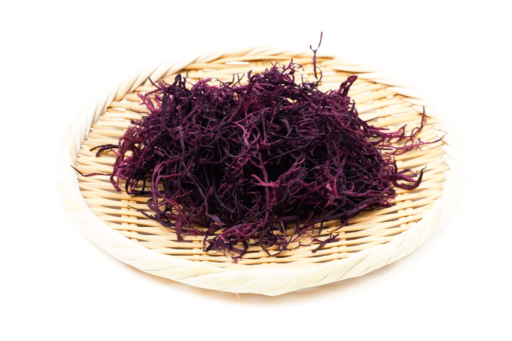A shot of red funori seaweed, which is a key ingredient in making hegisoba green noodles.
