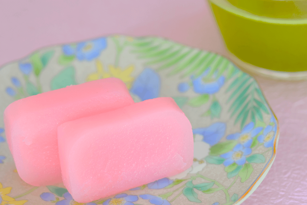 Pink steamed rice cakes.