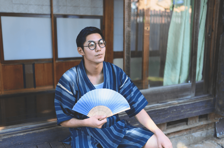 What is Jinbei Clothing: The Best Traditional Summer Attire! - Sakuraco