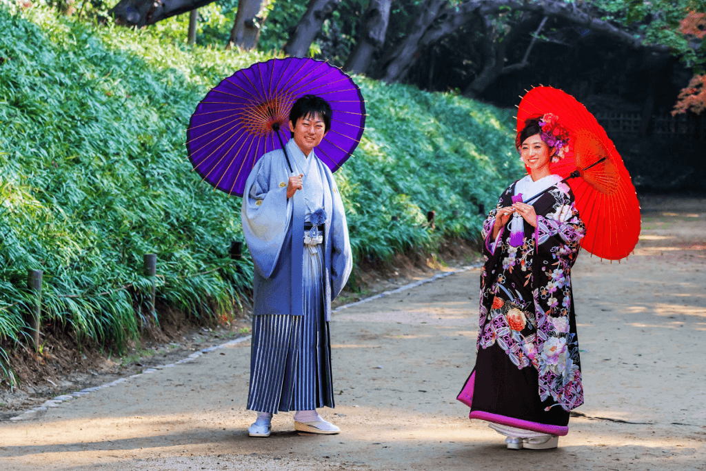 A man and a woman wearing kimono in Okinawa.