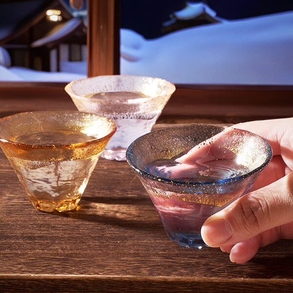 A glass tumbler that resembles Mount Fuji, a feature on Sakuraco's holiday gift guide. 