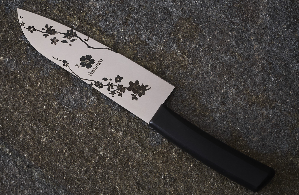 A decorative Sakuraco knife.