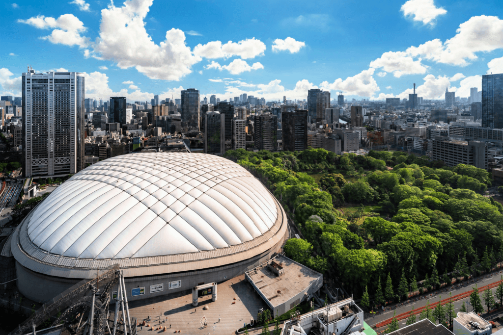 The Tokyo Dome, which completed construction in 1988.