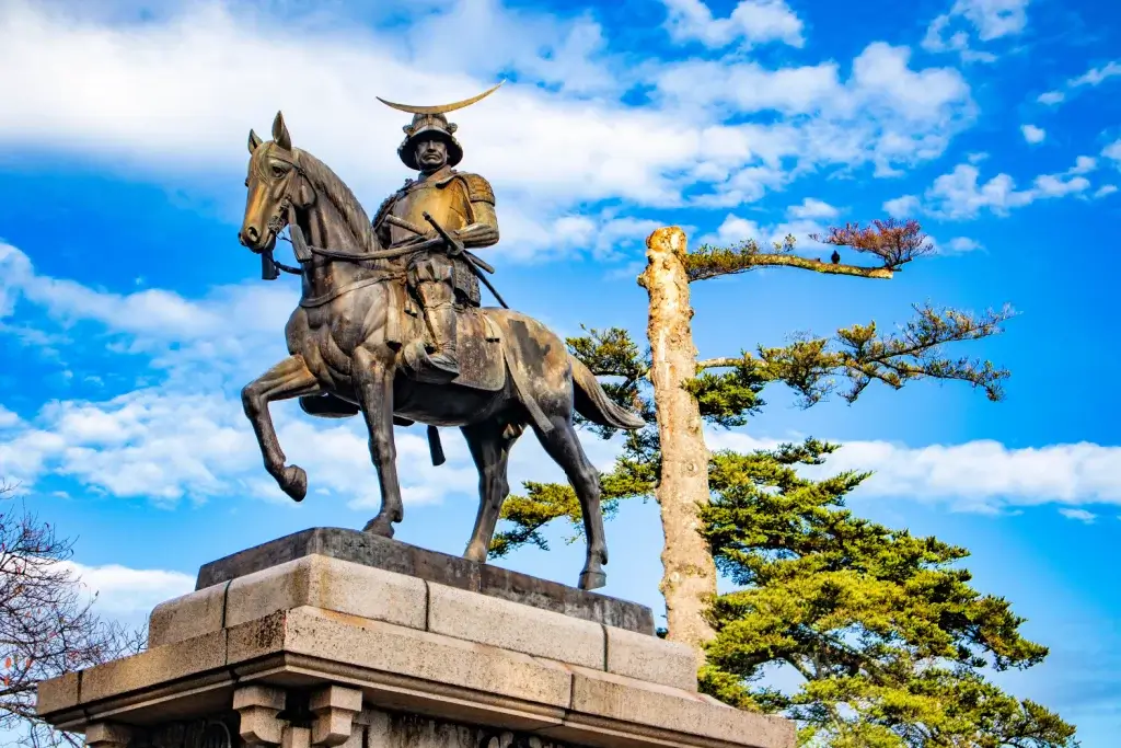 A statue of Date Tsunamune, a historical figure from the Azuchi Momoyama period.