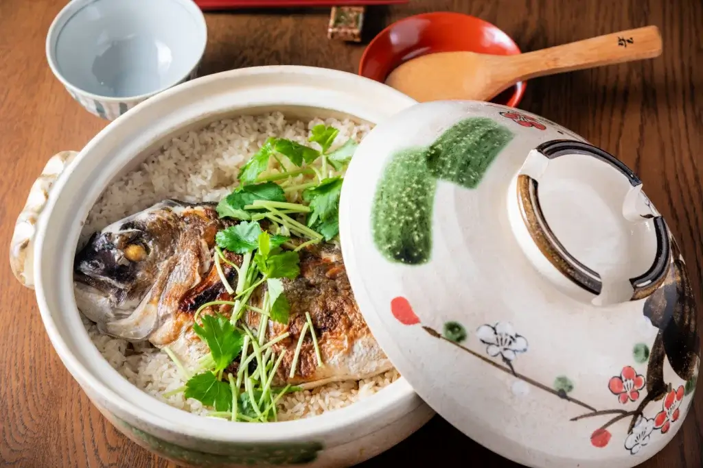 A bowl ot taimeshi (grilled sea bream over rice).
