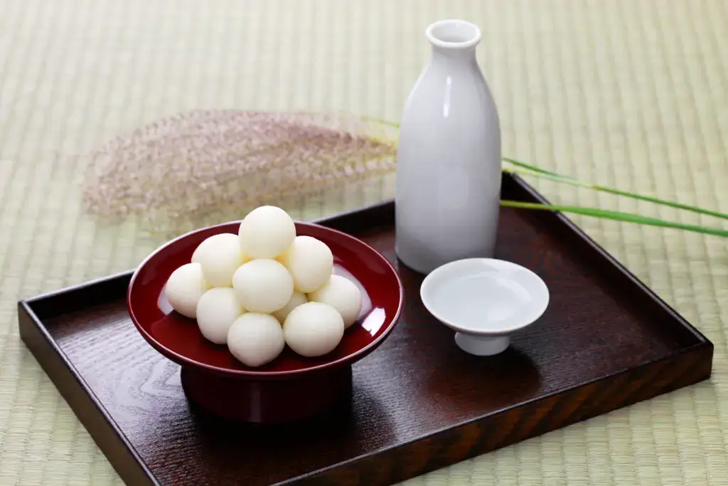 A platter of tsukimi dango.