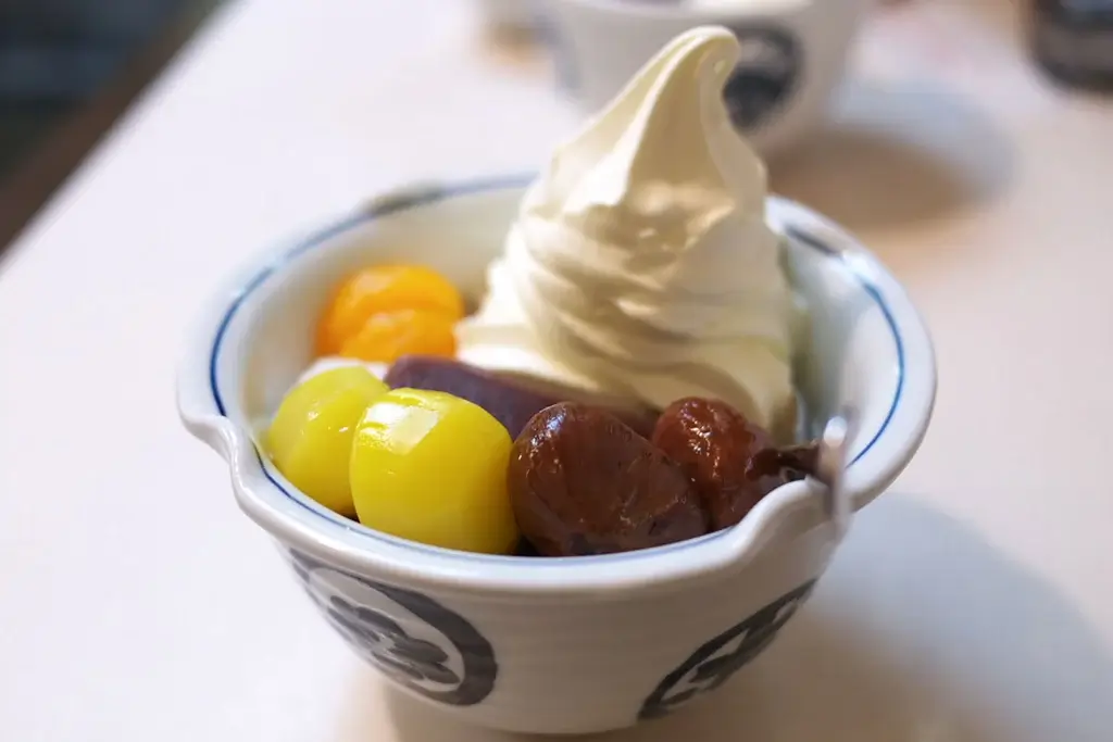 A bowl of anmitsu from Mihashi.