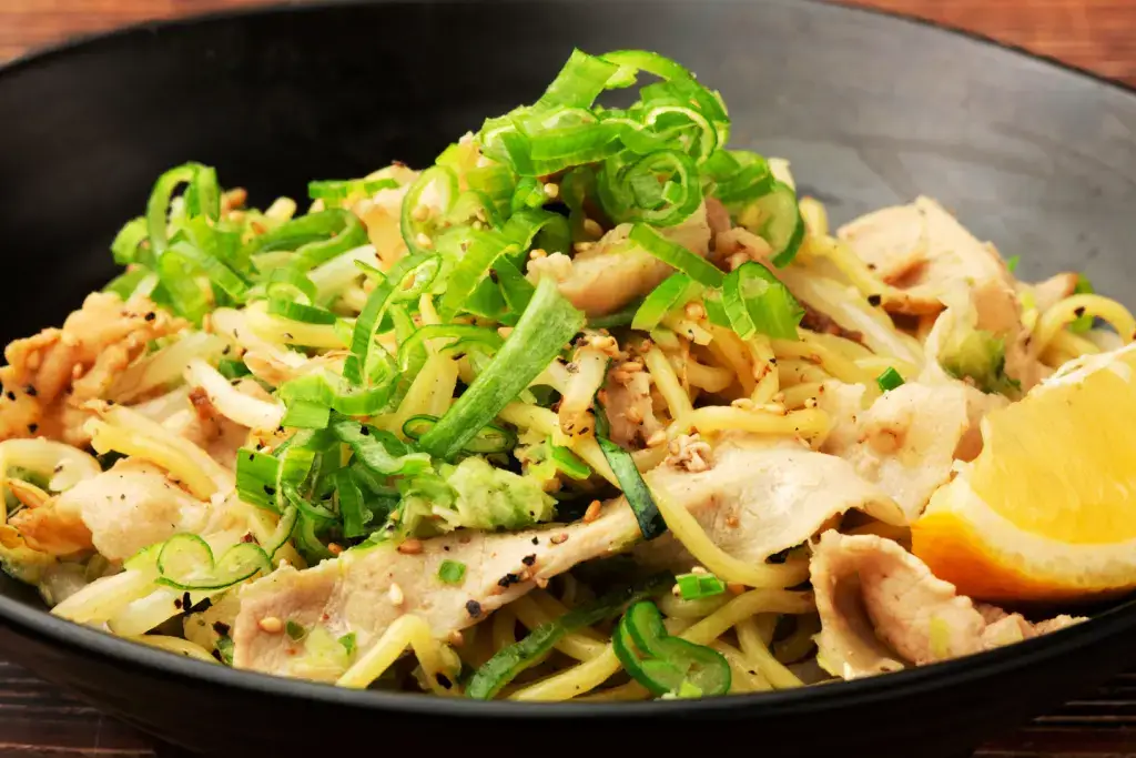 A plate of salt-flavored stir-fried noodles.