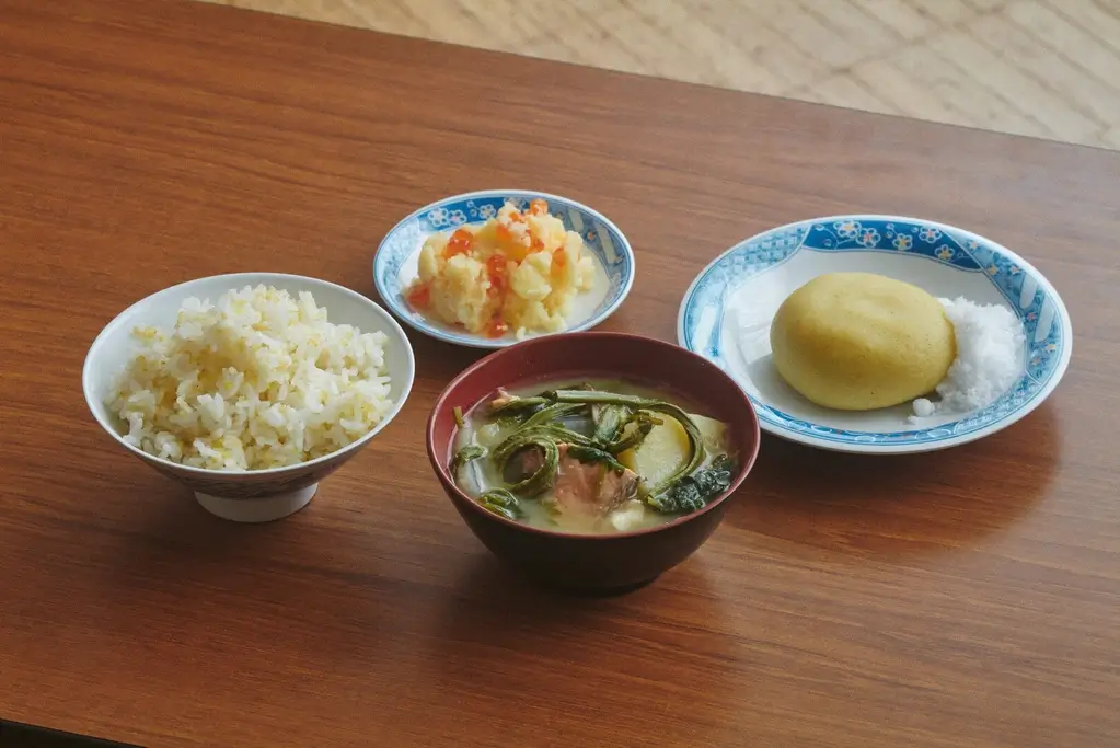 An assortment of Ainu cuisine.