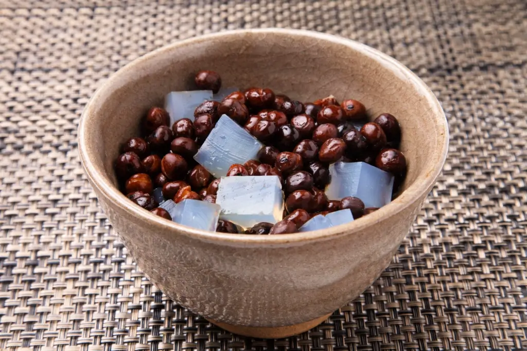 A bowl of mitsumame, which features red beans and agar jelly.