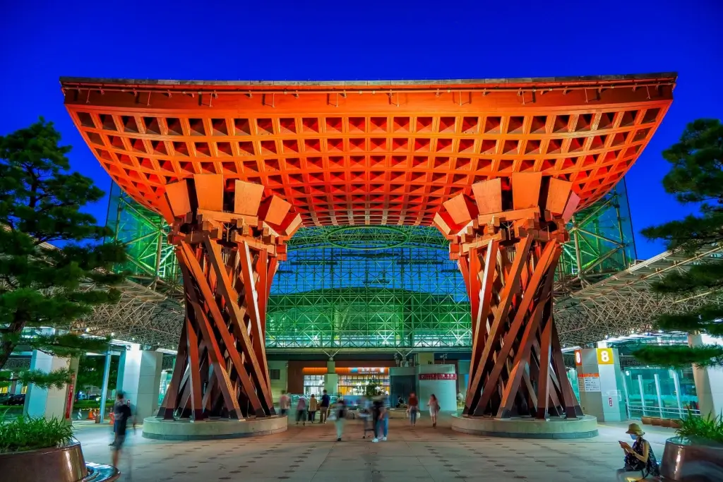 The outside of Tsuzumi Gate in Kanazawa, Ishikawa.