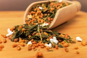 A big scoop of genmaicha.