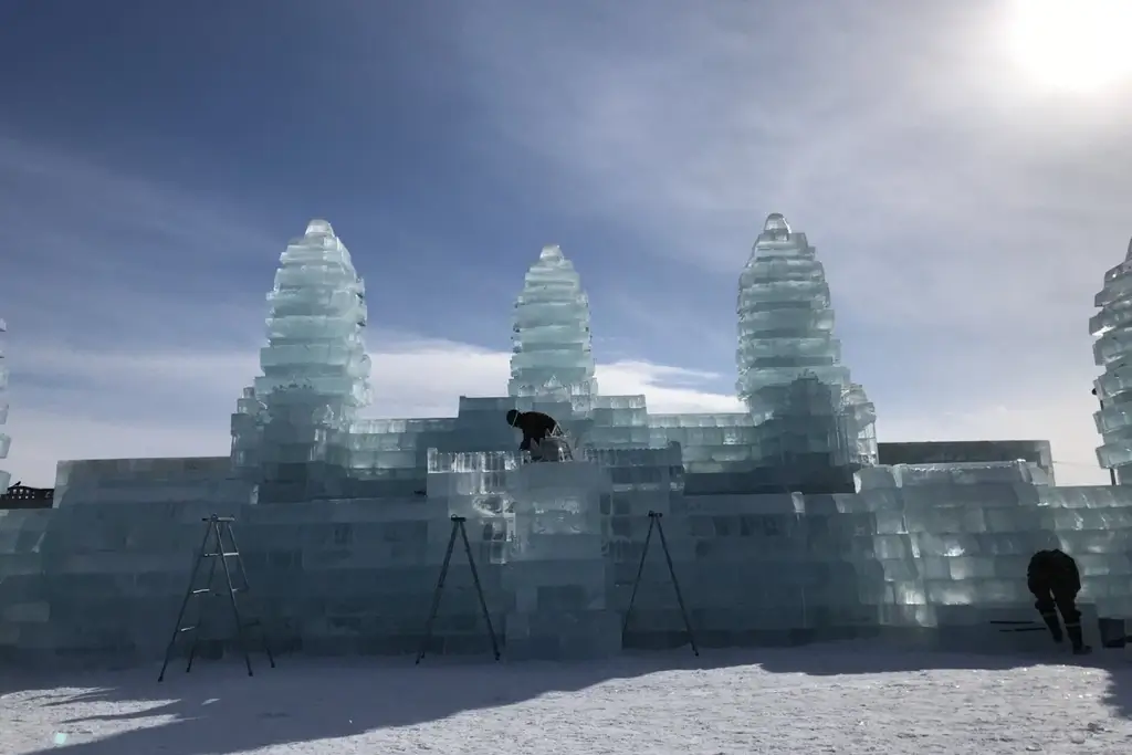 A large ice building at the Monbestu Rift Ice Festival.