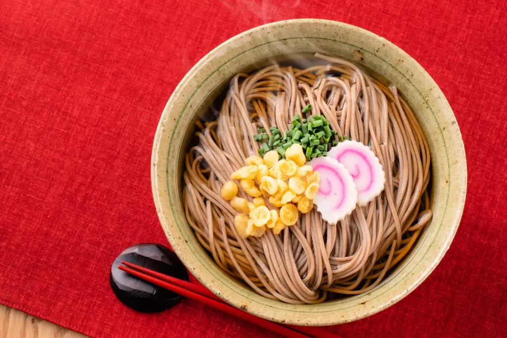 A bowl of toshikoshi soba.