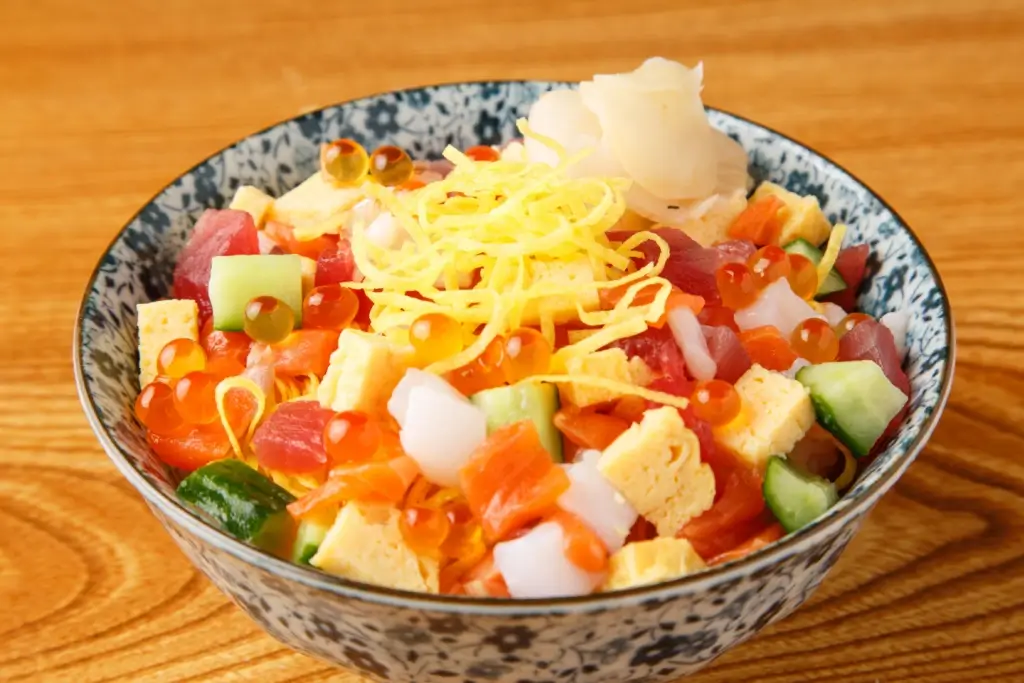 A bowl of barazushi. 