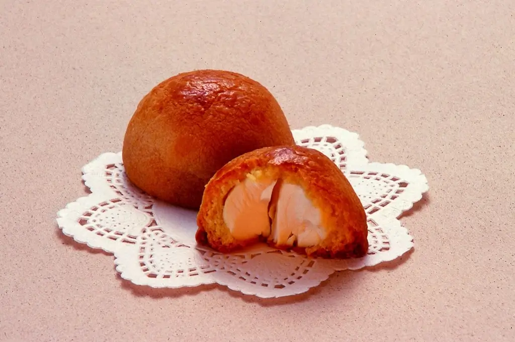 A plate of cheese manju.