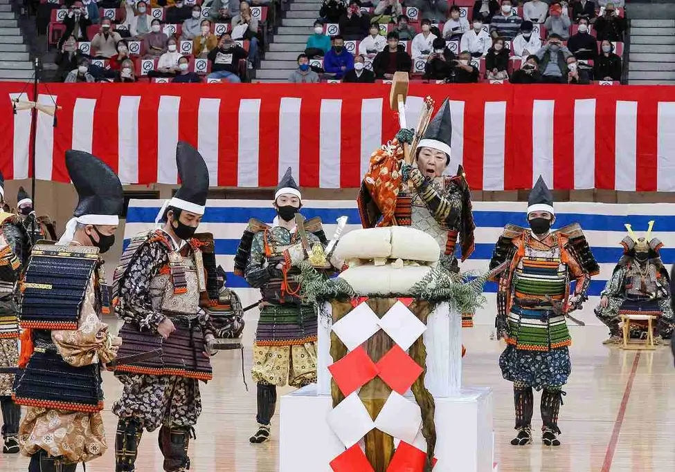 A martial arts event at the Kagami Birakishiki Festival.