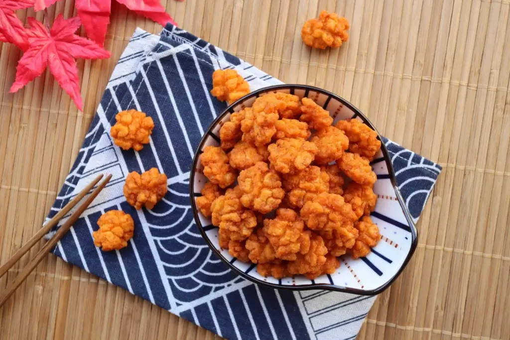 A bowl of kotsubukko arare.