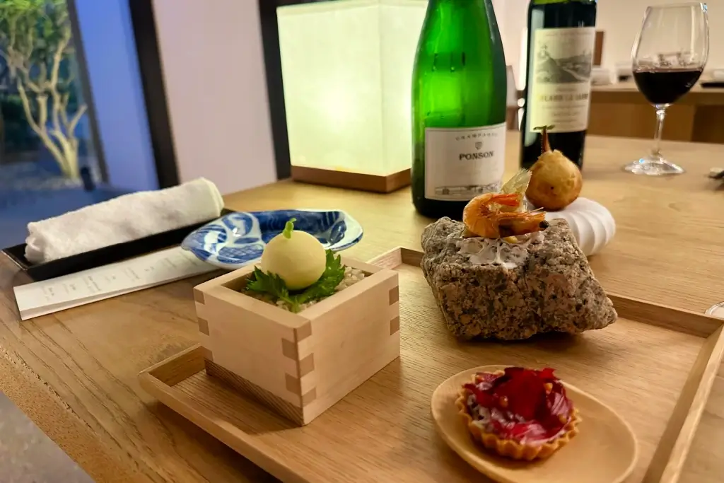 A luxury dinner at a hotel in Hiroshima.