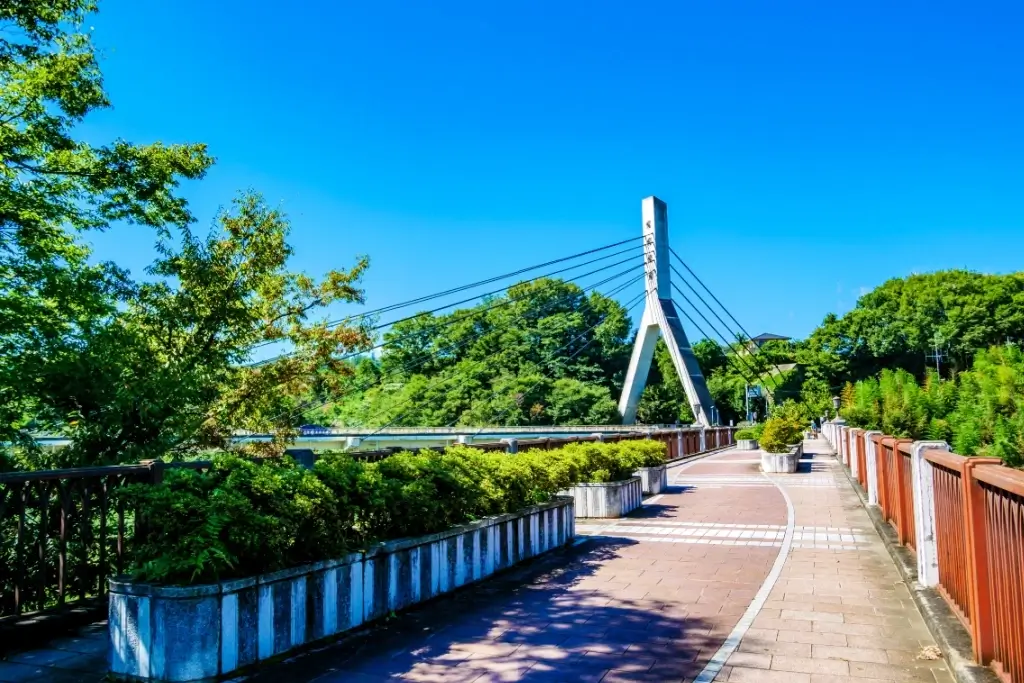 Chichibu Bridge in Saitama. It was depicted in "Anohana: The Flower We Saw That Day".