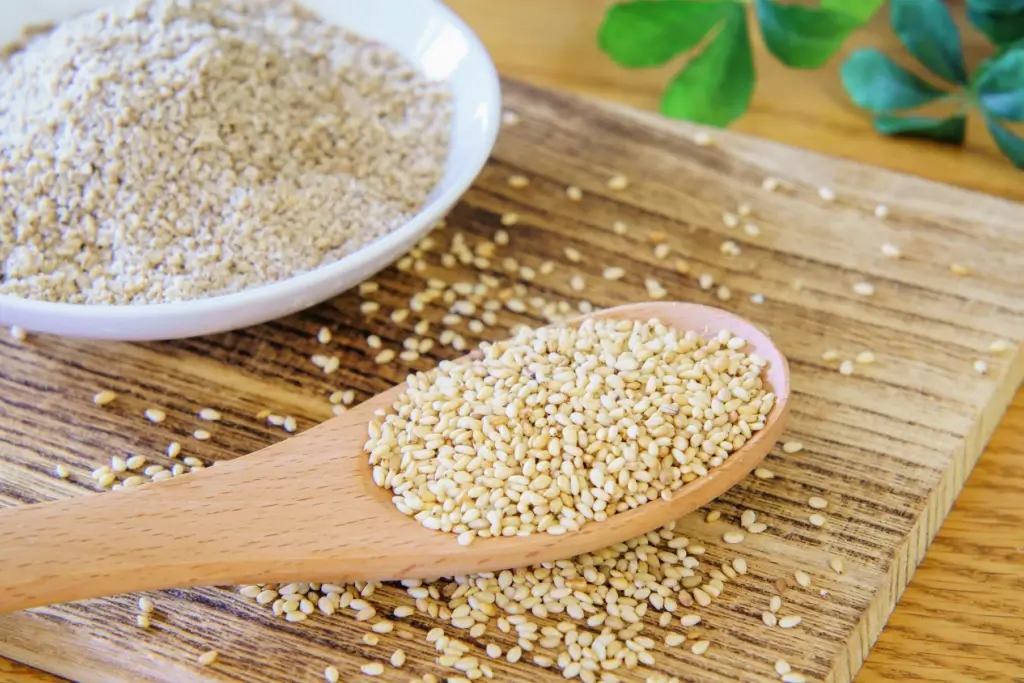 A spoonful of sesame seeds.