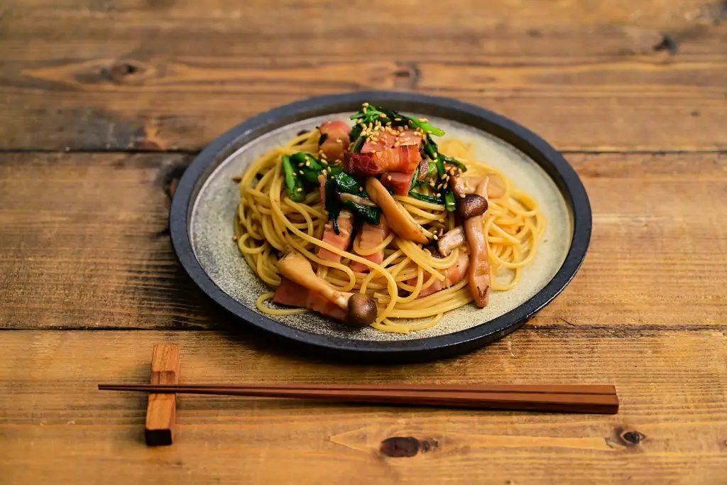 A plate of wafu pasta.