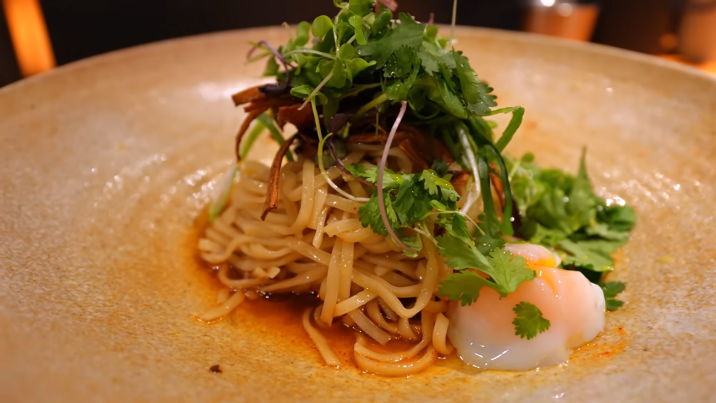Seerasan also visits a restaurant specializing in mazemen in Kyoto