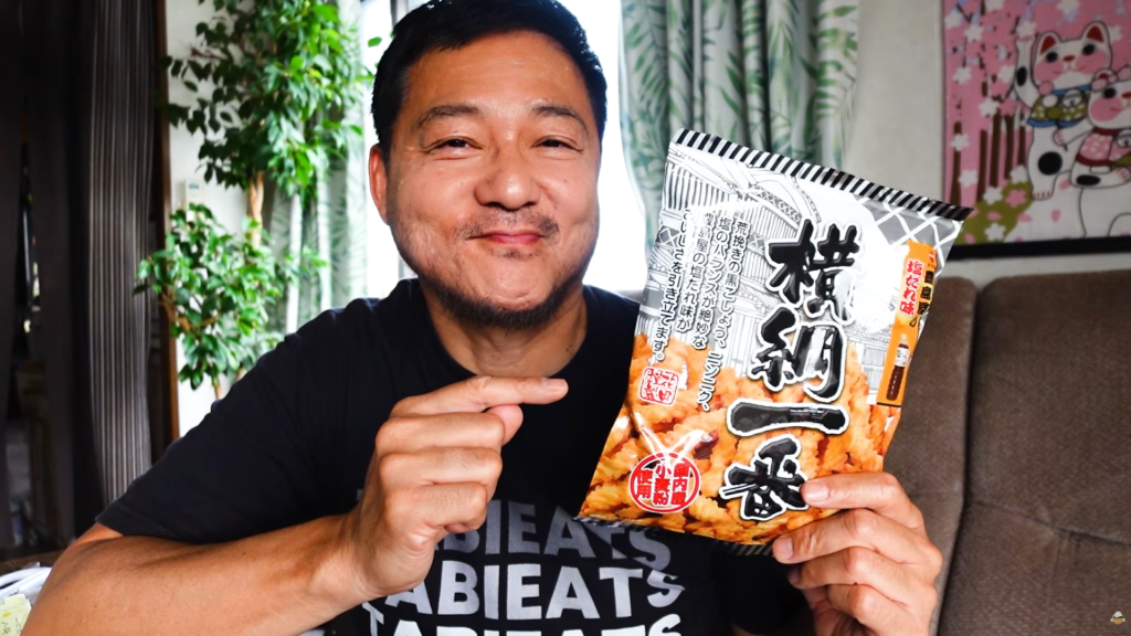 Sakuraco a monthly subscription Japanese snack box